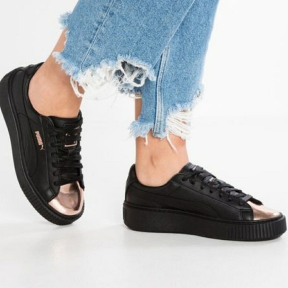 PUMA Basket Platform Metallic Sneakers 6.5